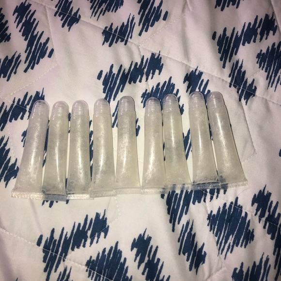 “Icy” Lipgloss - Picture 2 of 2